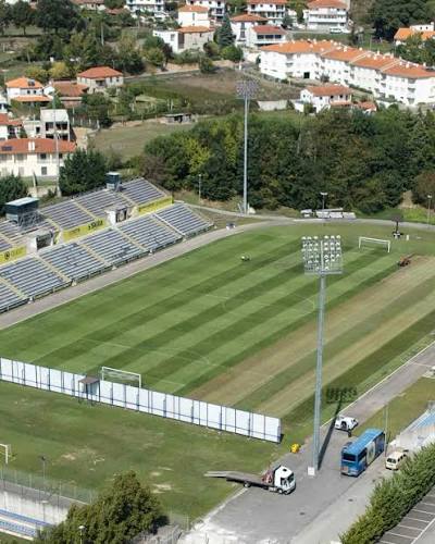 Estádio Doutor José de Matos — Sport Clube Vianense