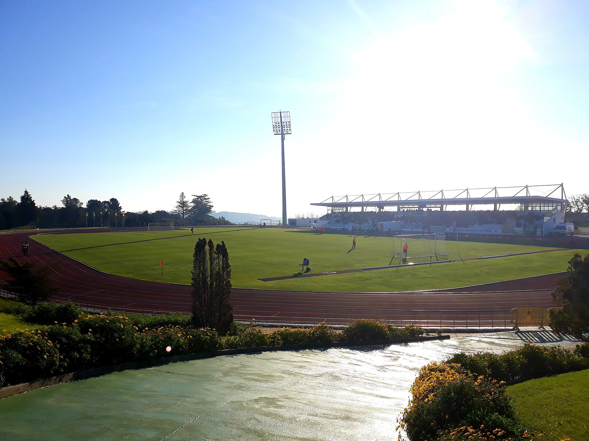 Estádio Municipal de Mafra — Clube Desportivo de Mafra