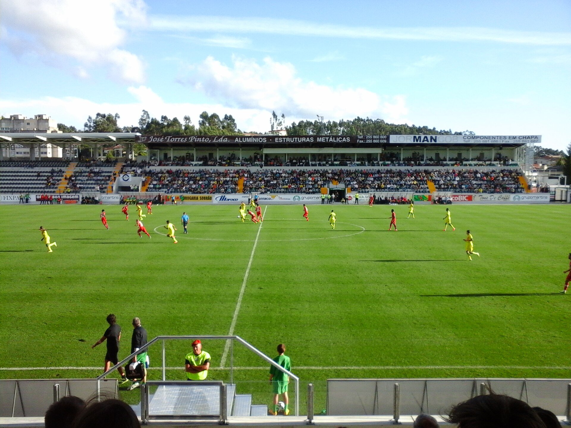 Estádio Capital do Móvel — Futebol Clube Paços de Ferreira