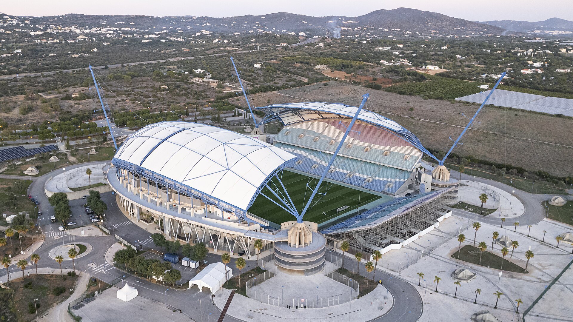 Estádio do Algarve — Louletano Desportos Clube