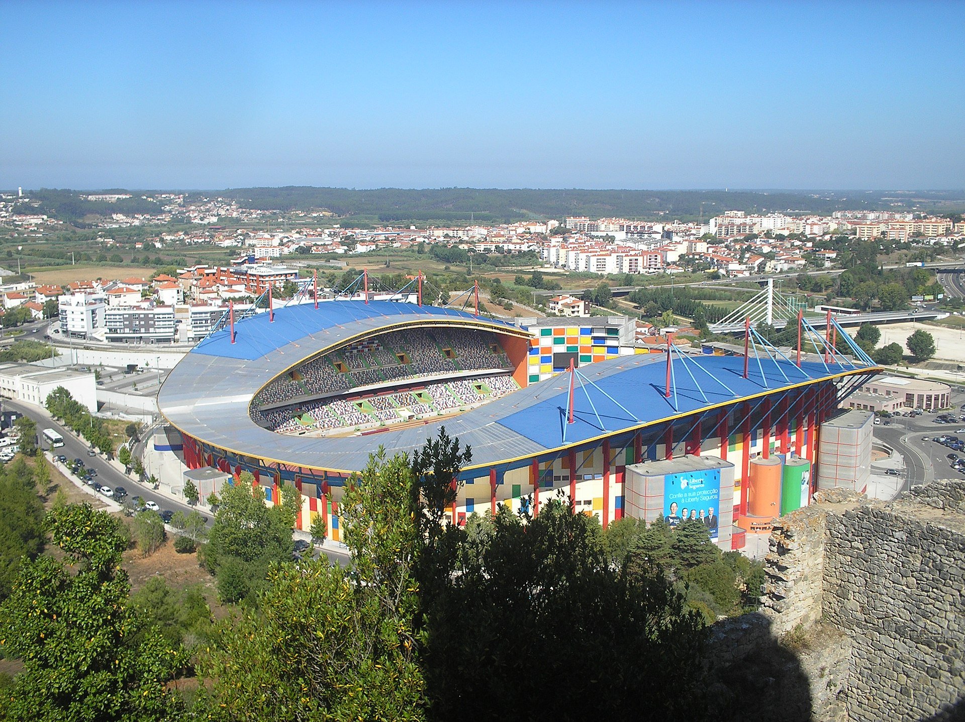 Estádio Dr. Magalhães Pessoa — União de Leiria